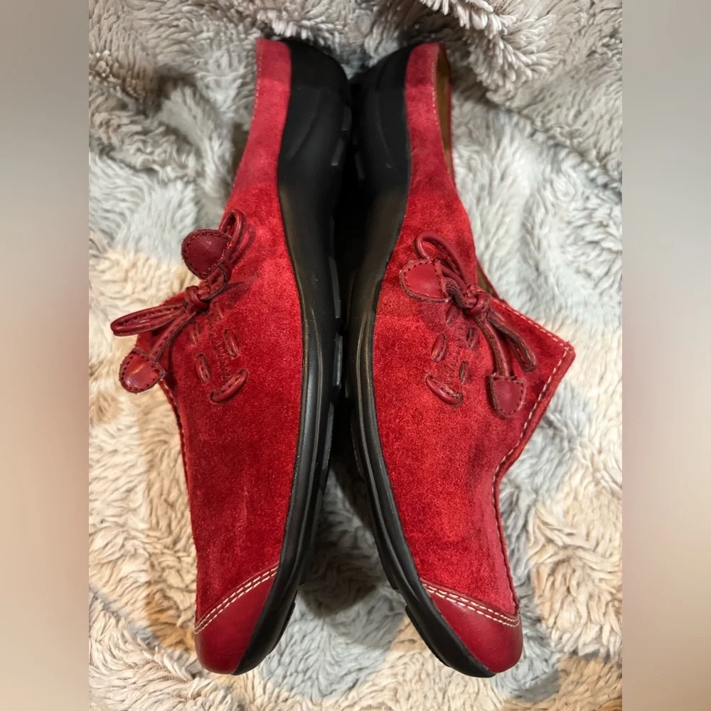 Naturalizer Women's Red Suede Leather Mules Size 7.5 M Slip On Flats Shoes NWOB - Picture 3 of 4